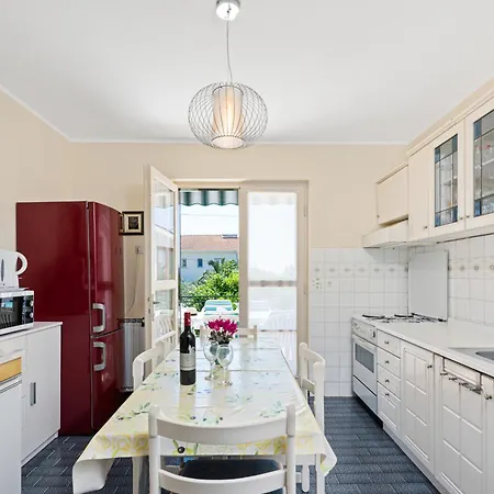 Adria Apartment *